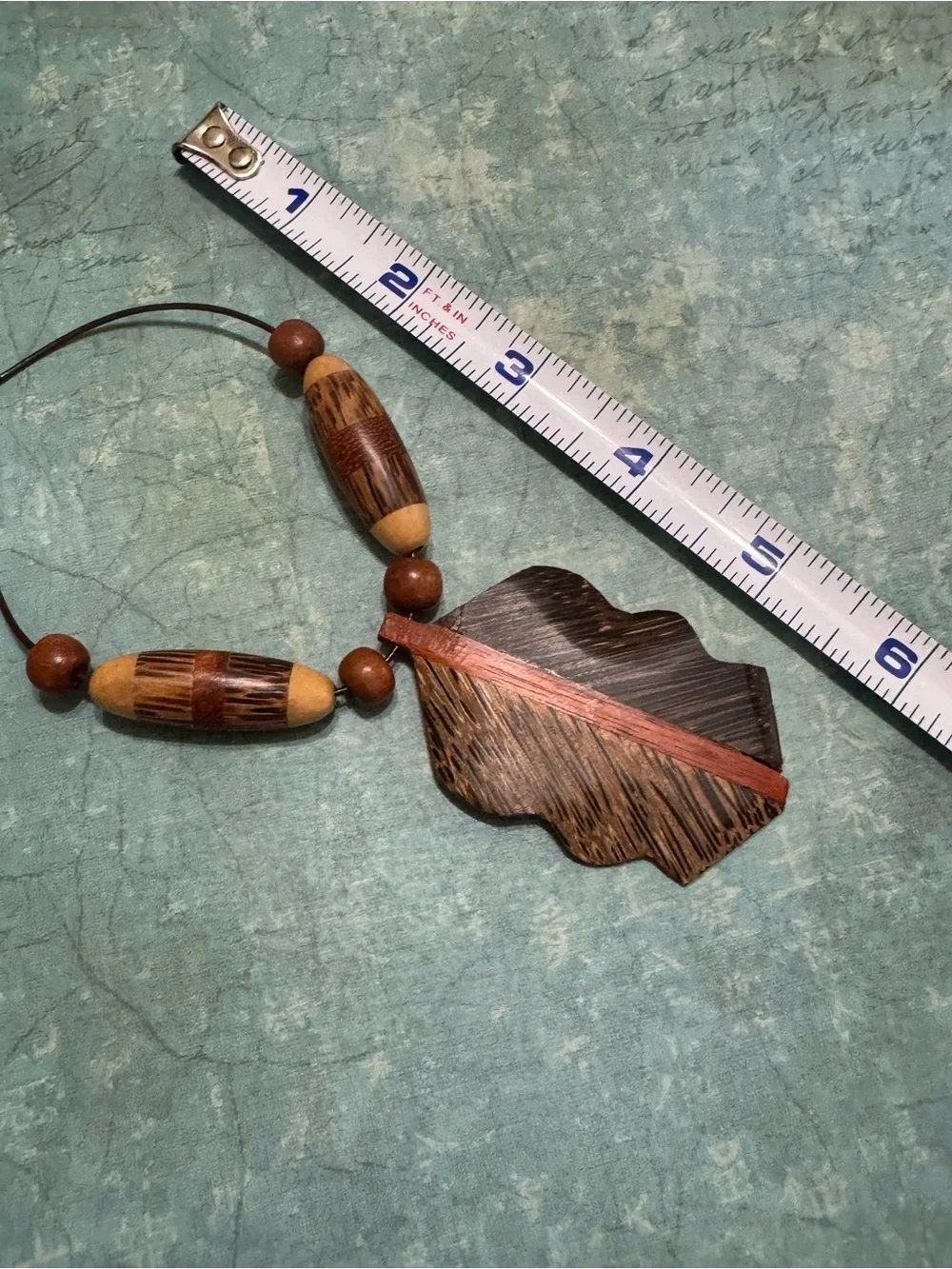 TROPICAL LEAF NECKLACE AND EARRINGS
